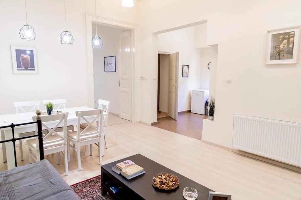 Sweet Relax House Apartment Budapest Exterior photo